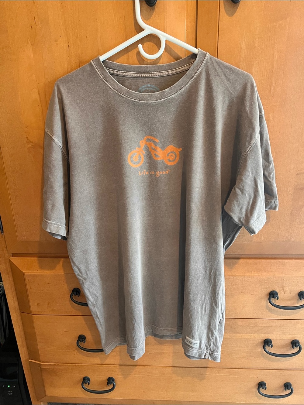 Life is Good Men’s Graphic Motorcycle Tee with Orange Logo Size Large